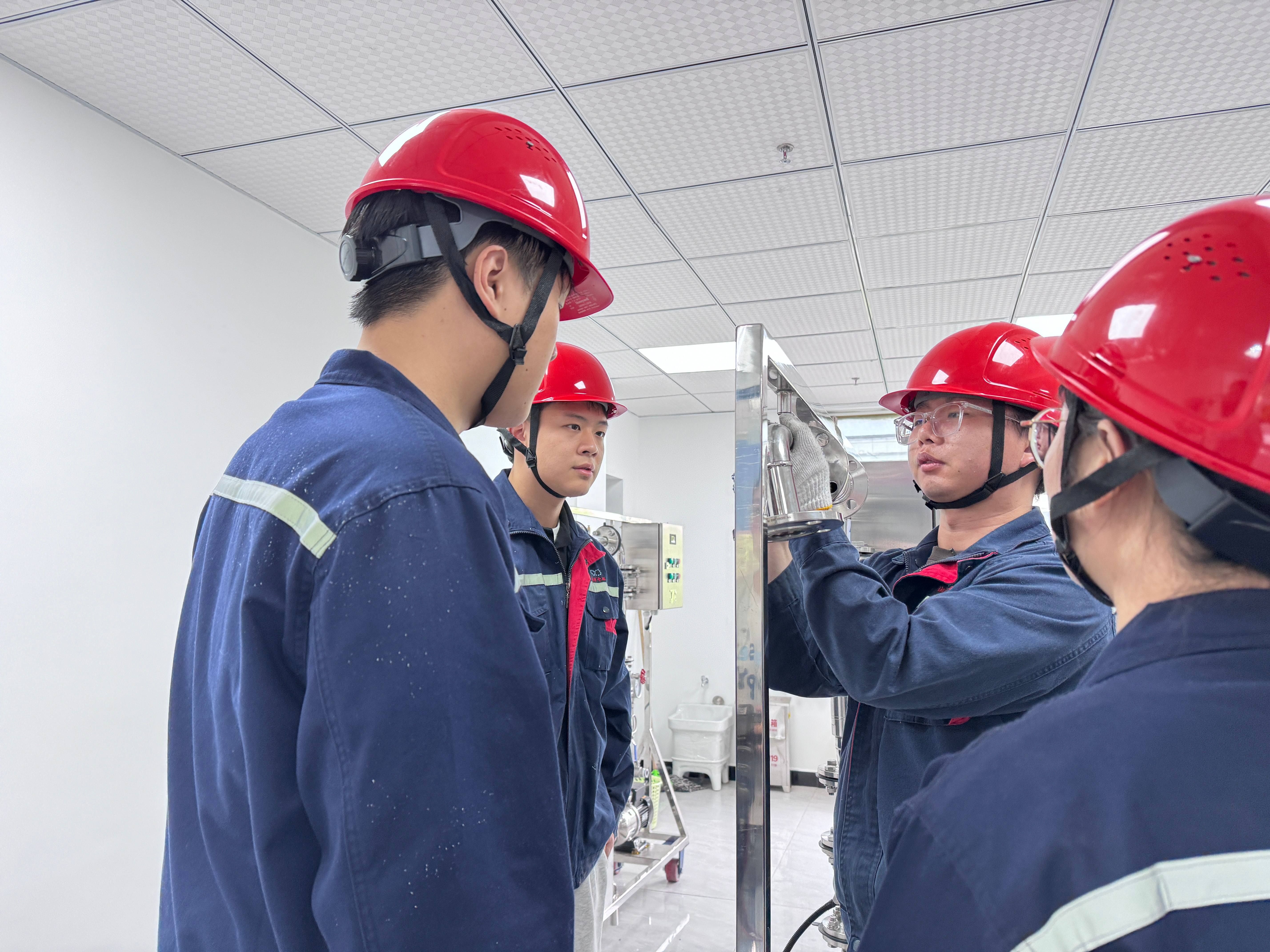 ������������-��������w66