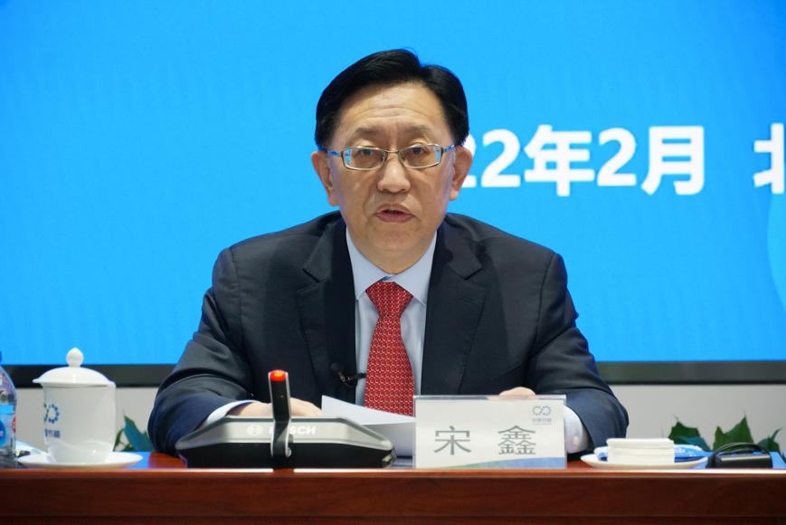 汹涌新闻：政协委员宋鑫：要勉励能效系统提升，，，，，，可建设节能国家奖励制度